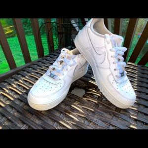 Lightly worn authentic Air Force ones